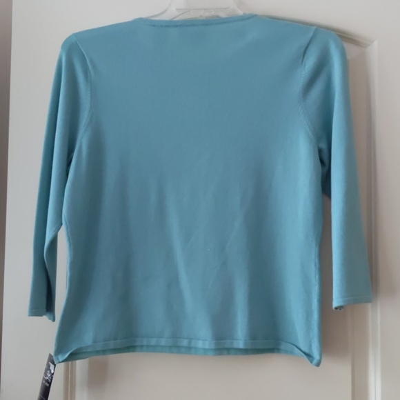 Top - Picture 3 of 4